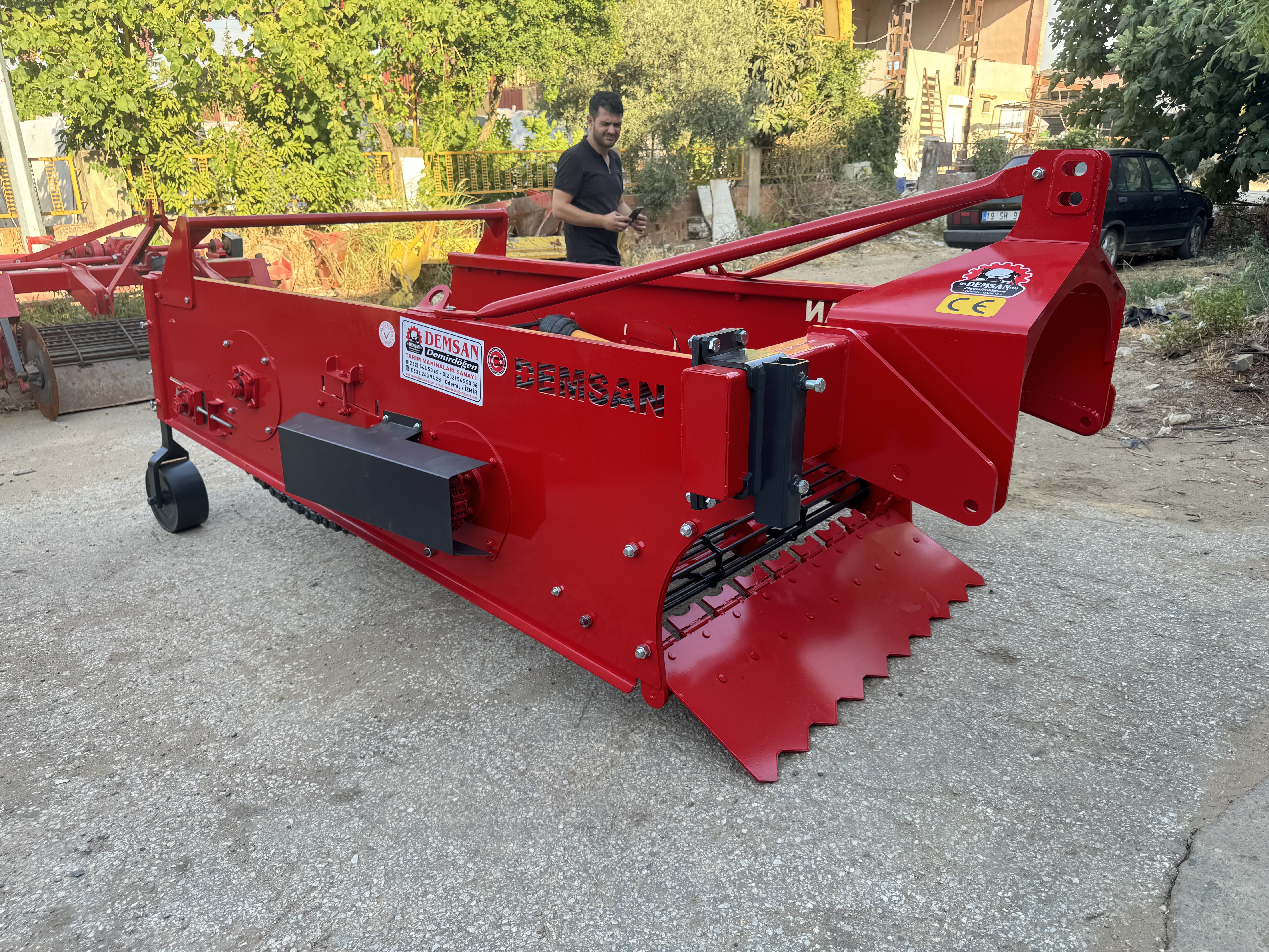 PS2 Kp İki Sıralı Komple Paletli Patates Söküm Makinası