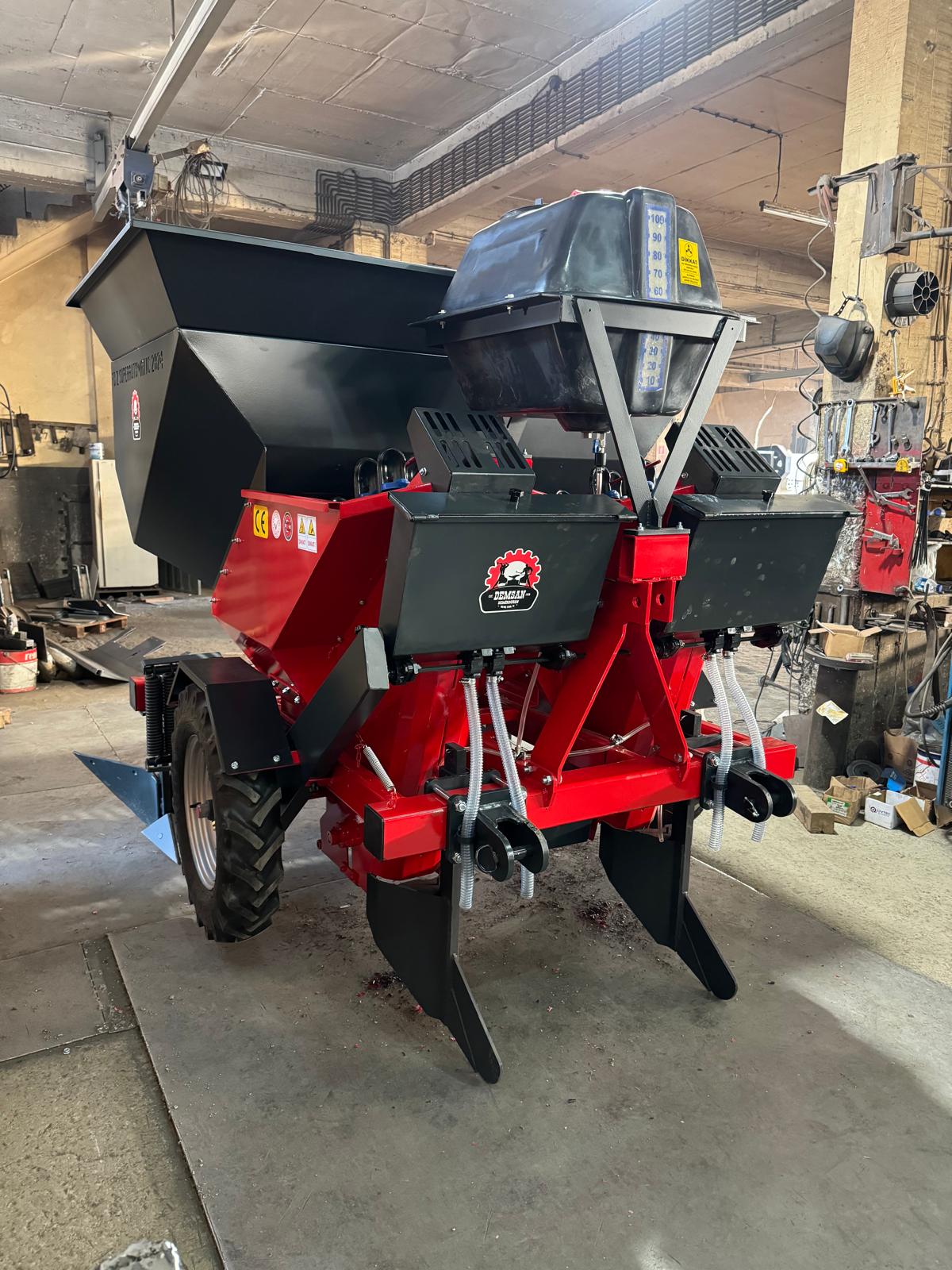 PD2 Süper Otomatik İki Sıralı Patates Dikim Makinası