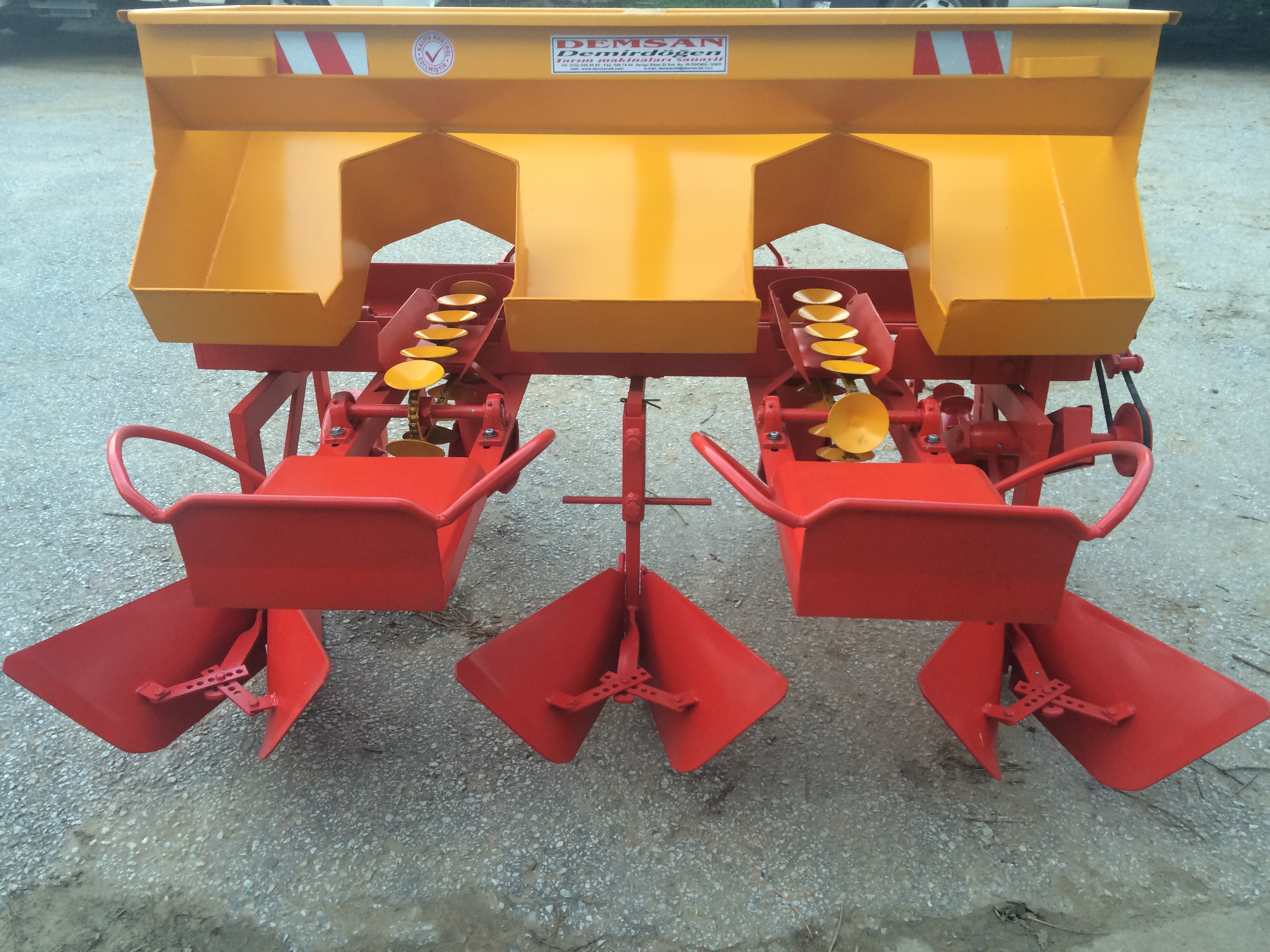 PD2 Manuel İki Sıralı Patates Dikim Makinası