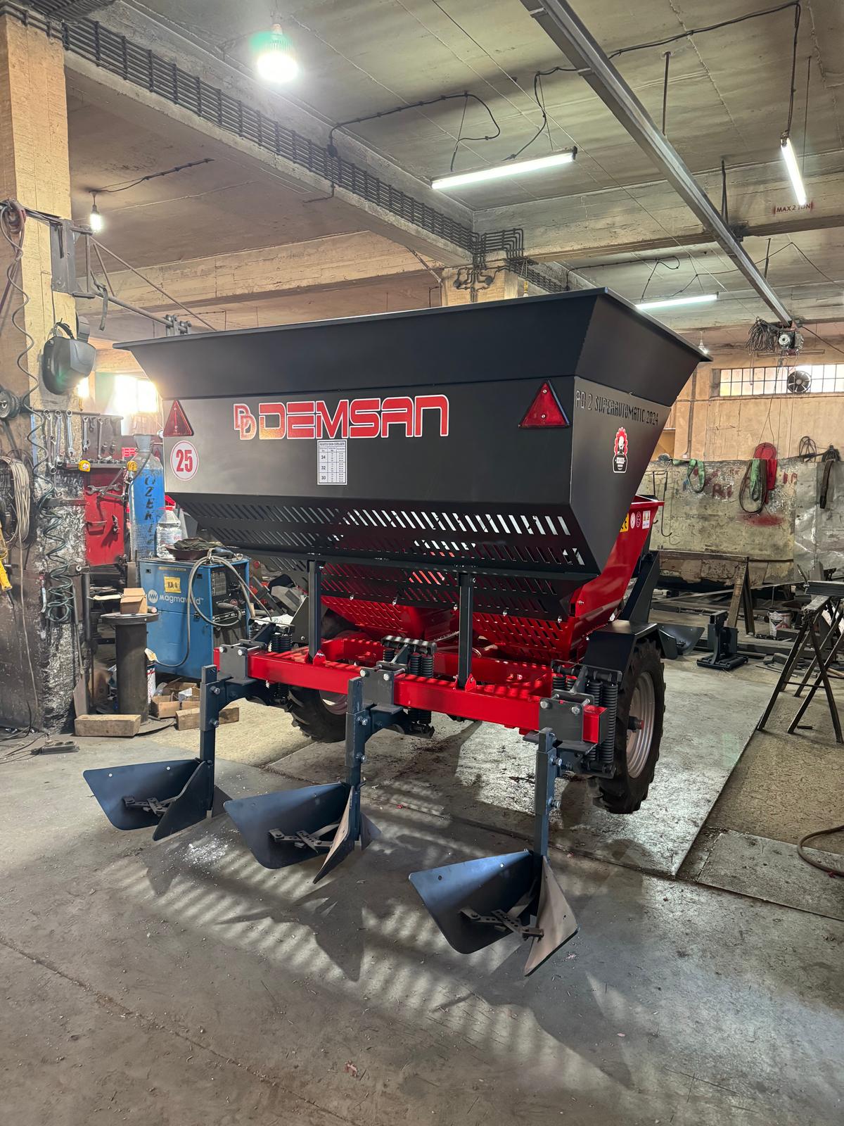 PD2 Süper Otomatik İki Sıralı Patates Dikim Makinası